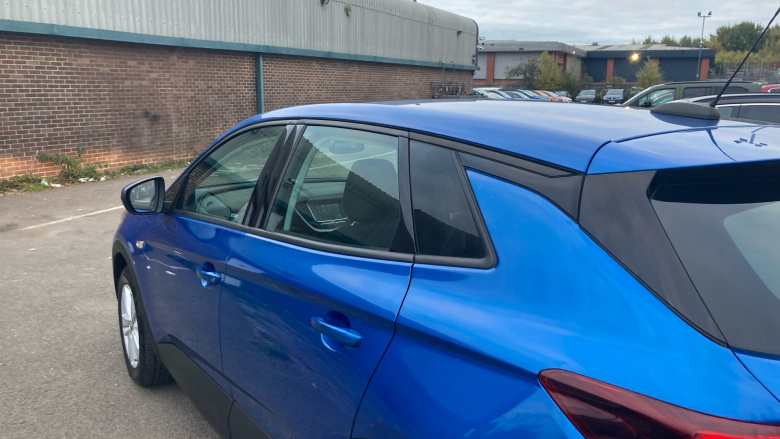 Vauxhall Grandland X 1.2 Turbo SE 5dr Petrol Hatchback